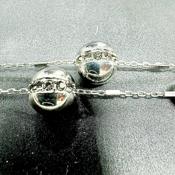 ColdWater Creek Stunning Very Long Silver Tone Bead Stations With Crystals - Picture 11 of 12